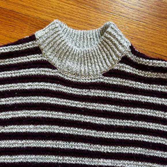 Volcom Sweater Dress - Picture 4 of 6